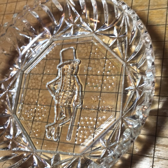 Mr Peanut Clear Glass Shallow Nut Snack Dish Character Silhouette Cut Glass Look - Picture 6 of 13